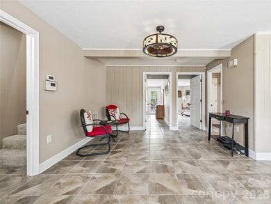 Perfect location for the Lake Lure vacation home buyer seeking - photo 11