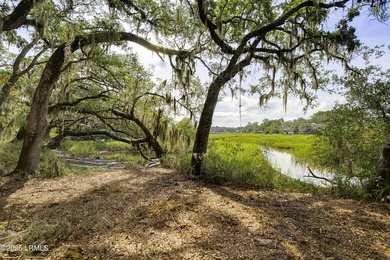 Stunning waterfront homesite among the oaks with expansive views - photo 12