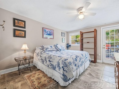 Perfect location for the Lake Lure vacation home buyer seeking - photo 12