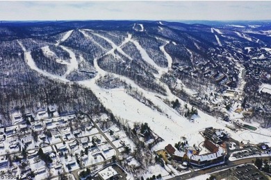 Stunning Pool & Ski Mountain Views!! This very rare Studio Plus - photo 12