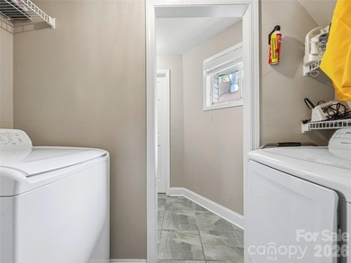 Perfect location for the Lake Lure vacation home buyer seeking - photo 18
