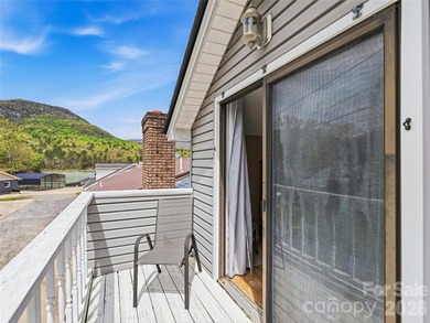 Perfect location for the Lake Lure vacation home buyer seeking - photo 25