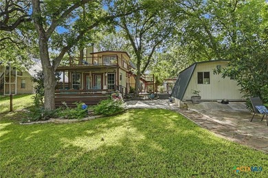 Welcome to 898 Buerger Lane on the Guadalupe River's beautiful - photo 36