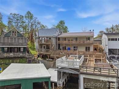 Perfect location for the Lake Lure vacation home buyer seeking - photo 41