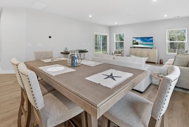 Like new, move in ready home with an open floor plan and lots of - photo 13