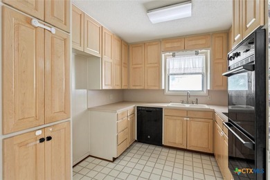 Super low tax rate area. Troy schools. Extremely well kept home - photo 13