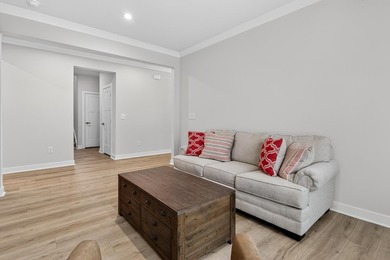 Like new, move in ready home with an open floor plan and lots of - photo 20