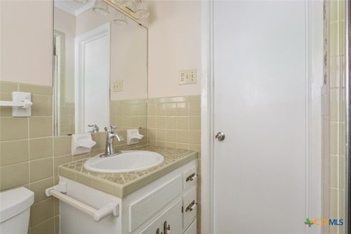 Super low tax rate area. Troy schools. Extremely well kept home - photo 21