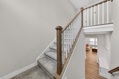 Like new, move in ready home with an open floor plan and lots of - photo 25
