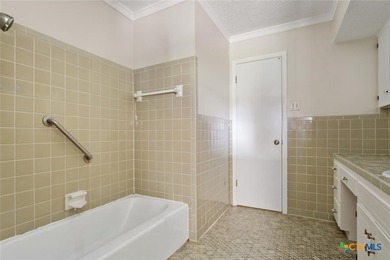 Super low tax rate area. Troy schools. Extremely well kept home - photo 34