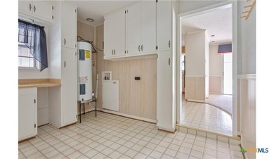 Super low tax rate area. Troy schools. Extremely well kept home - photo 40