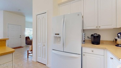 Immaculate single story 2 bedrooms plus a flex room with double - photo 5