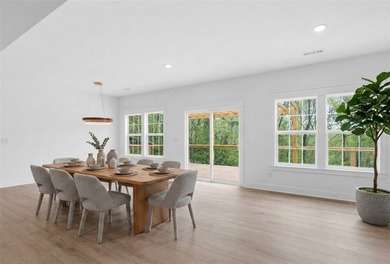 Stunning 2,890 sq ft brick estate on a private .47-acre - photo 11