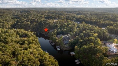 Lake Tuscaloosa Lot For Sale in Northport Alabama