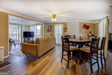LOCATION, LOCATION, LOCATION... Big price reduction on this cozy - photo 15