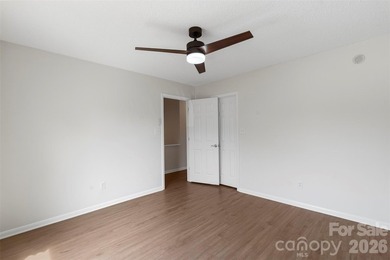 Welcome to 7619 Mariner Cove Drive in the highly sought-after - photo 19