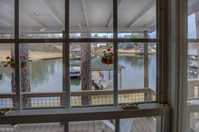 LOCATION, LOCATION, LOCATION... Big price reduction on this cozy - photo 21