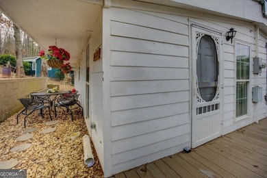 LOCATION, LOCATION, LOCATION... Big price reduction on this cozy - photo 22