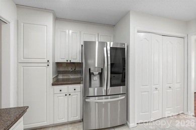 Welcome to 7619 Mariner Cove Drive in the highly sought-after - photo 26