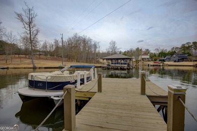 LOCATION, LOCATION, LOCATION... Big price reduction on this cozy - photo 34
