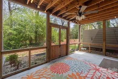 Welcome to 7619 Mariner Cove Drive in the highly sought-after - photo 38