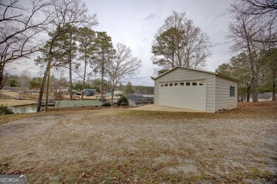 LOCATION, LOCATION, LOCATION... Big price reduction on this cozy - photo 41