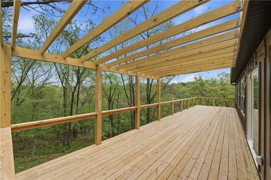 Stunning 2,890 sq ft brick estate on a private .47-acre - photo 43