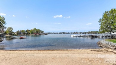 Welcome to 7619 Mariner Cove Drive in the highly sought-after - photo 46