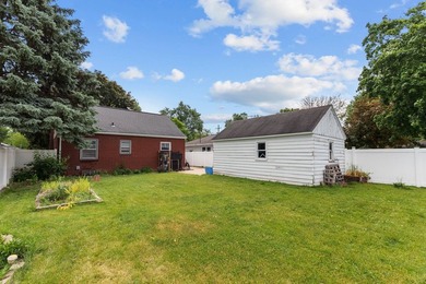 Cozy brick cape cod in excellent location! This home offers - photo 47