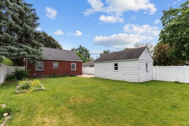 Cozy brick cape cod in excellent location! This home offers - photo 48