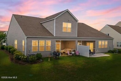EXTREMELY MOTIVATED SELLERS!! This beautifully maintained, like - photo 4