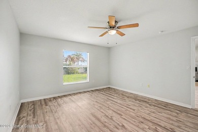 Discover the perfect blend of comfort and convenience in this - photo 21