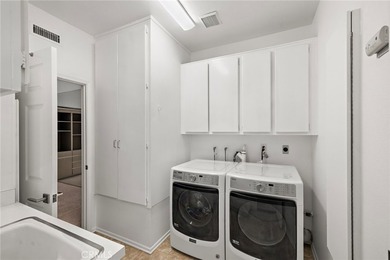 Welcome to 21 Montpellier, an exceptional 2,700sq ft - photo 28