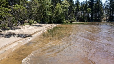 Enjoy all seasons with unlimited lake access via the large - photo 39