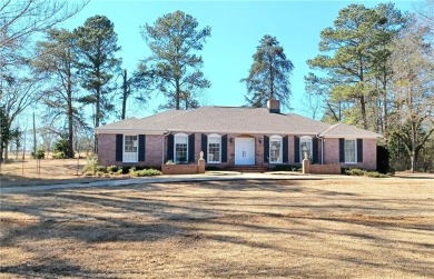 Lake Home For Sale in Opelika, Alabama