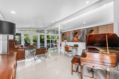 Discover a rare opportunity in Pinecrest with this beautifully - photo 9