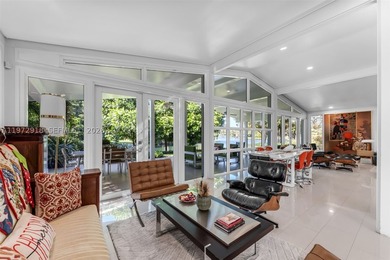 Discover a rare opportunity in Pinecrest with this beautifully - photo 10