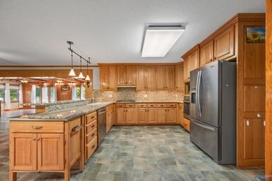 Welcome to your lake getaway with endless possibilities! Whether - photo 16