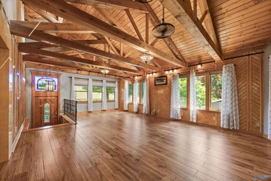 Welcome to your lake getaway with endless possibilities! Whether - photo 17