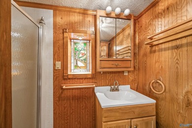 Welcome to your lake getaway with endless possibilities! Whether - photo 30