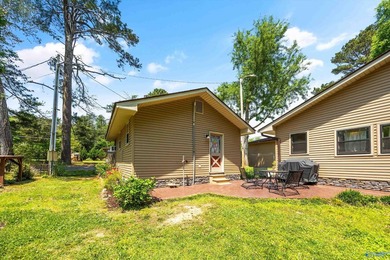 Welcome to your lake getaway with endless possibilities! Whether - photo 33