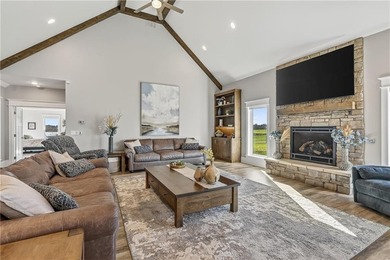 Luxury Estate on 40+/- Acres. Customize the arena to your - photo 35
