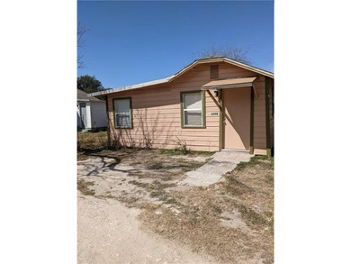 Exceptional opportunity to own a 5-unit income producing - photo 7