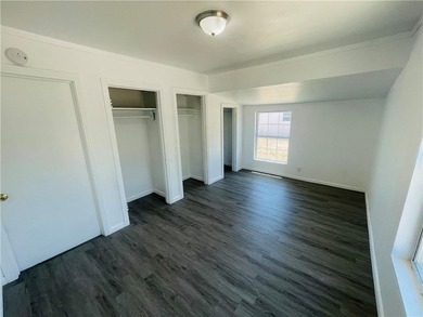 Exceptional opportunity to own a 5-unit income producing - photo 8