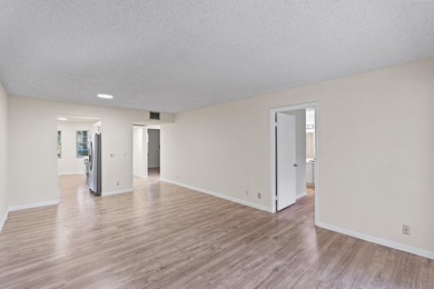 Beautifully renovated 2 BD, 2 BA first-floor condo in Century - photo 15