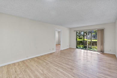 Beautifully renovated 2 BD, 2 BA first-floor condo in Century - photo 16