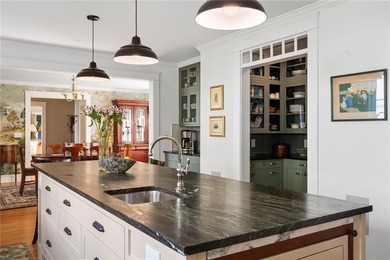 Spectacular waterfront estate perched high above Narragansett - photo 16