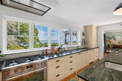 Spectacular waterfront estate perched high above Narragansett - photo 17