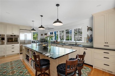 Spectacular waterfront estate perched high above Narragansett - photo 18