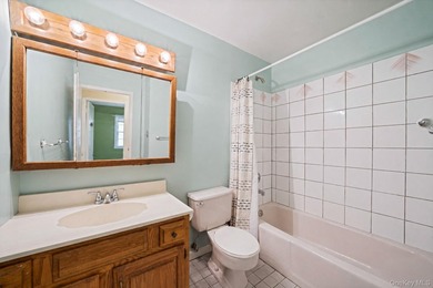 Great opportunity to make this 3-bedroom, 2-bath home your own! - photo 20